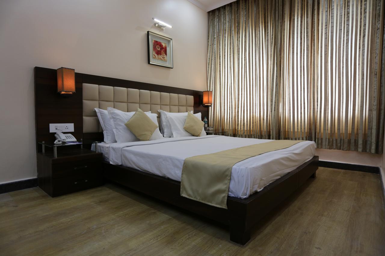 Kamlesh Continental Hotel Angul Bilik gambar