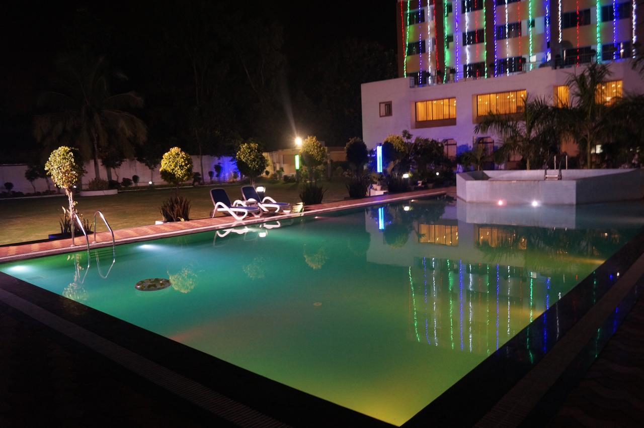 Kamlesh Continental Hotel Angul Luaran gambar