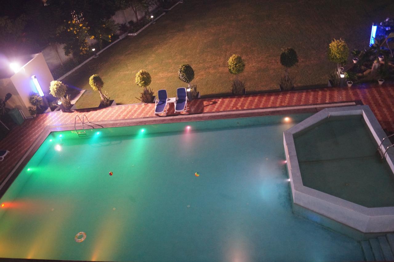Kamlesh Continental Hotel Angul Luaran gambar